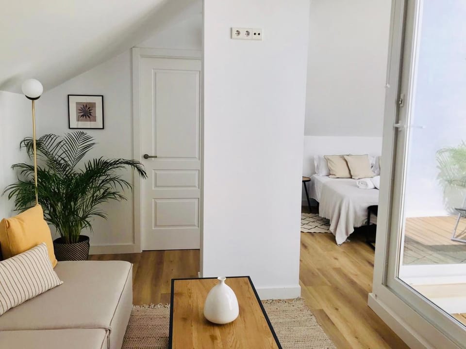 Living room, Photo of the whole room, Bedroom