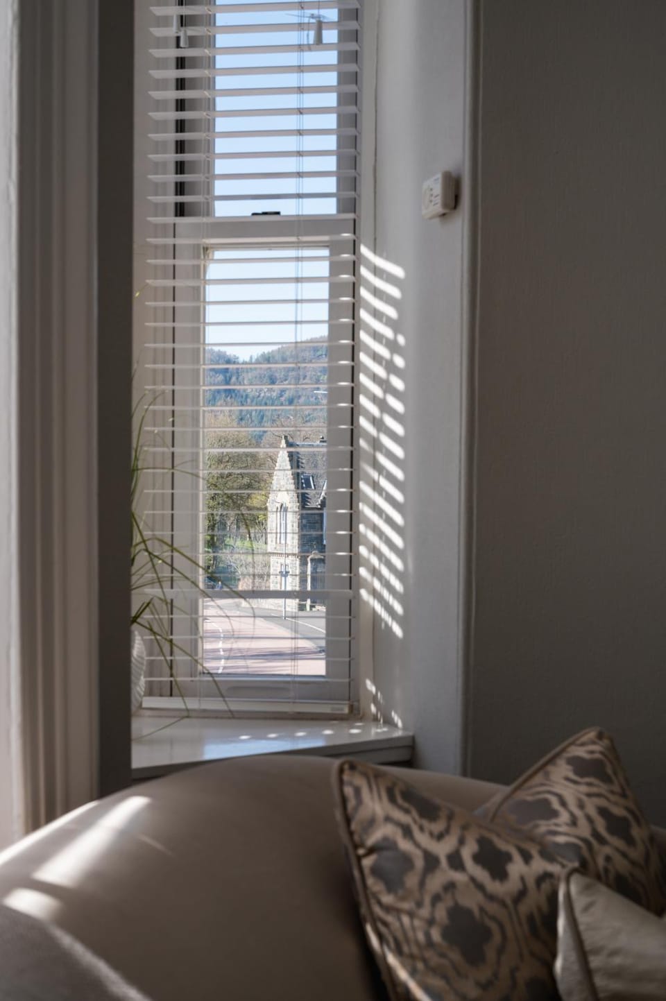 Two Bedroom Entire Apartment in Birnam, neighbouring Dunkeld Apartment in Scotland