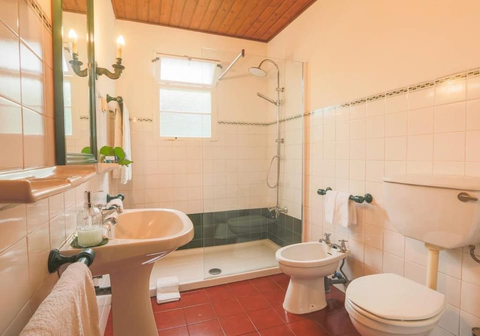 Domus Adepta Family w Garden Bed and Breakfast in Azores District