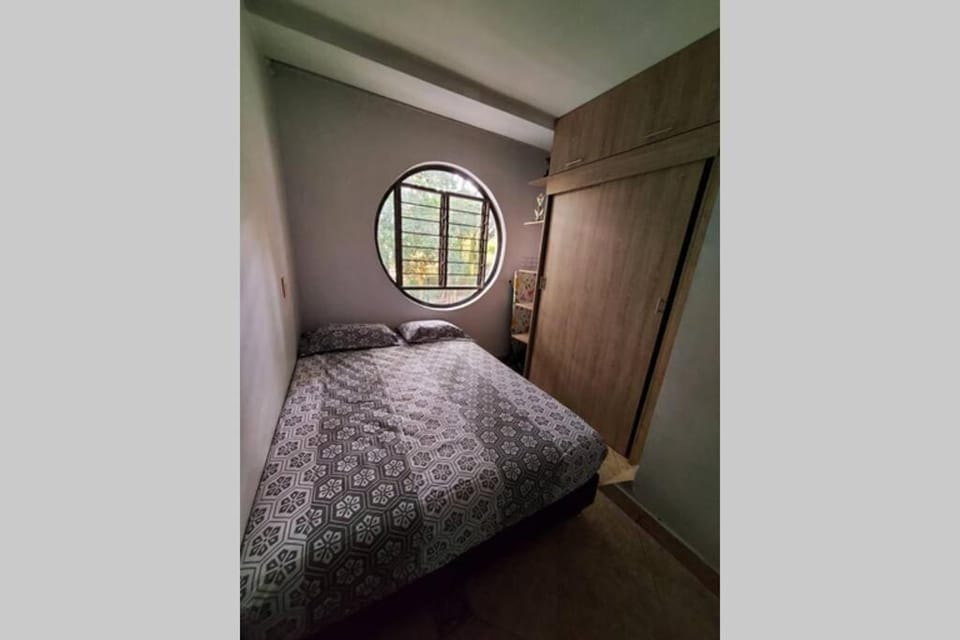 Apartamento cerca Mall La Central y Estación Tranvía Apartment in Medellin