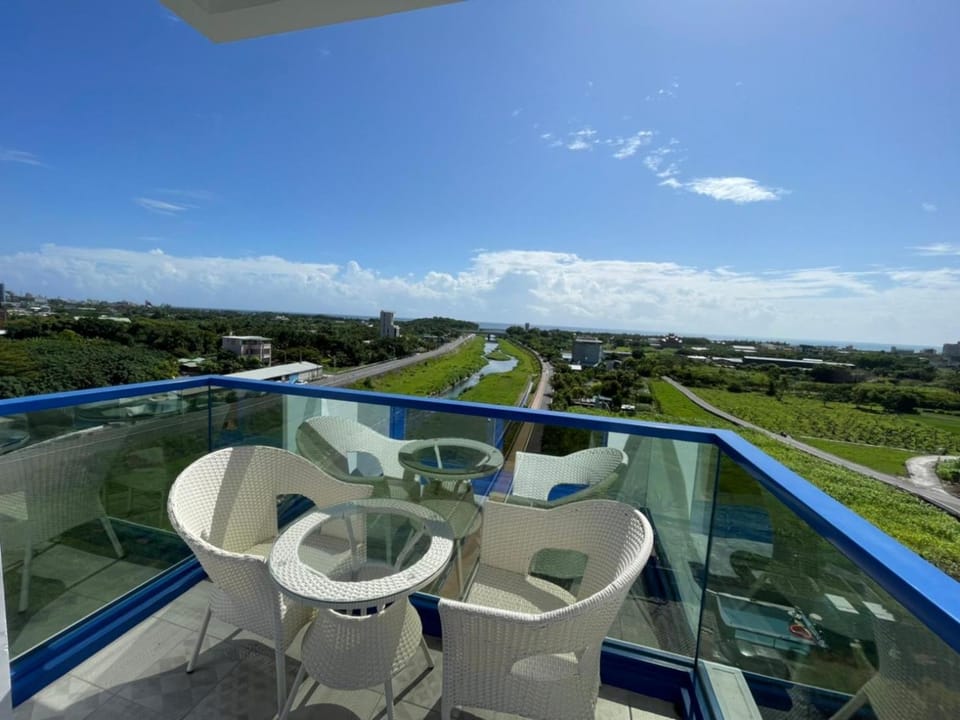 Day, Natural landscape, View (from property/room), Balcony/Terrace