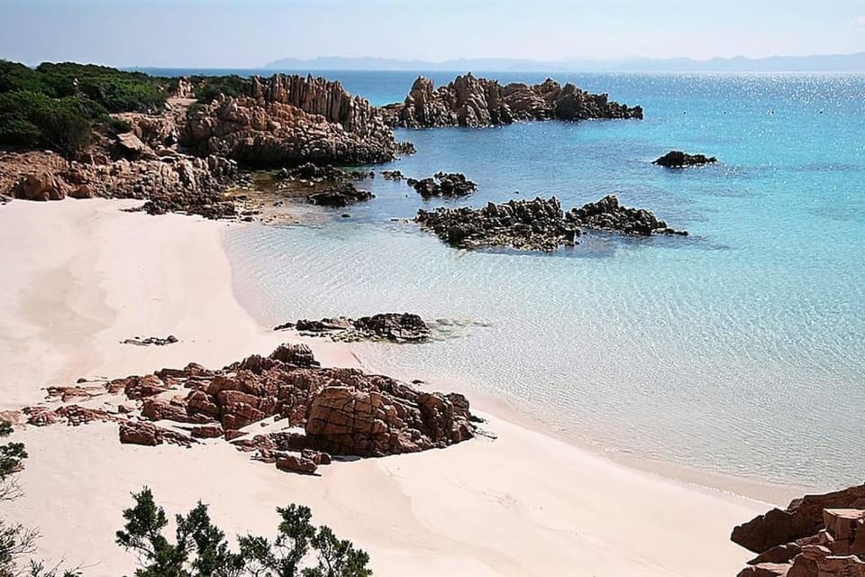 Lettu di Ita - Spectacular Gallura Stazzu with sea view and pool House in Sardinia