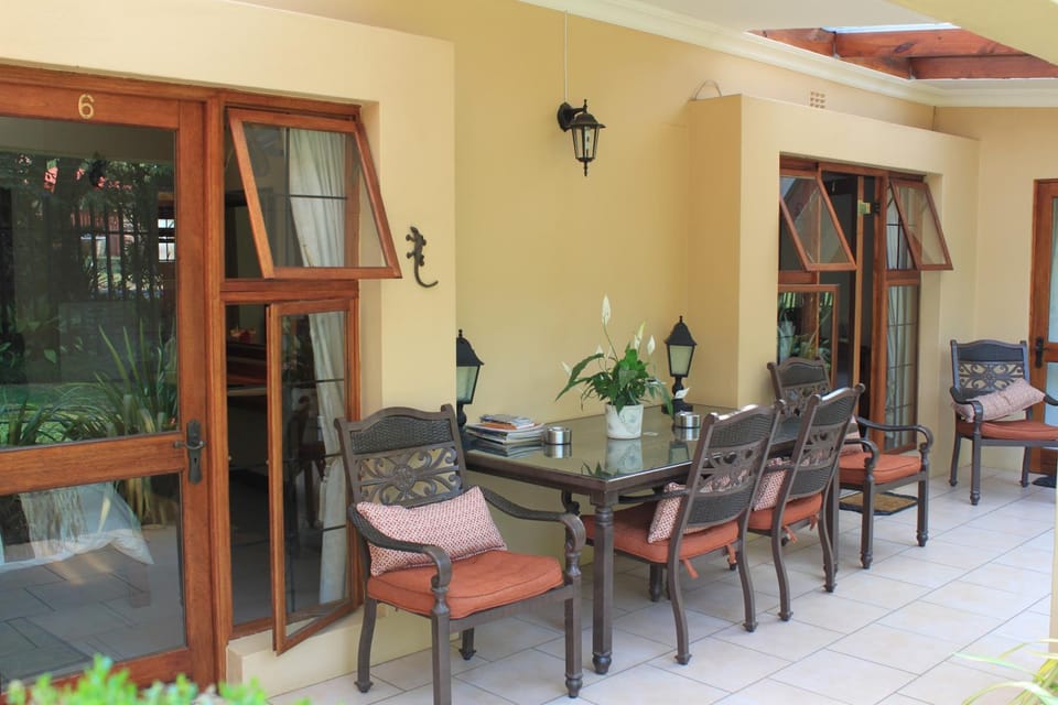 Patio, Day, View (from property/room), Seating area, Dining area