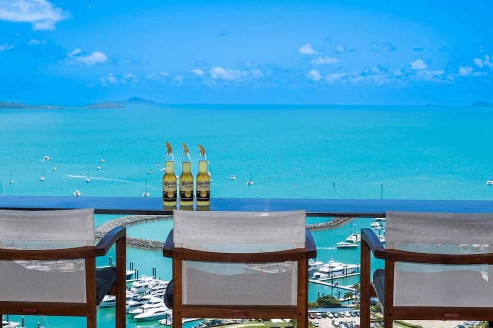 Seven Islands House in Airlie Beach