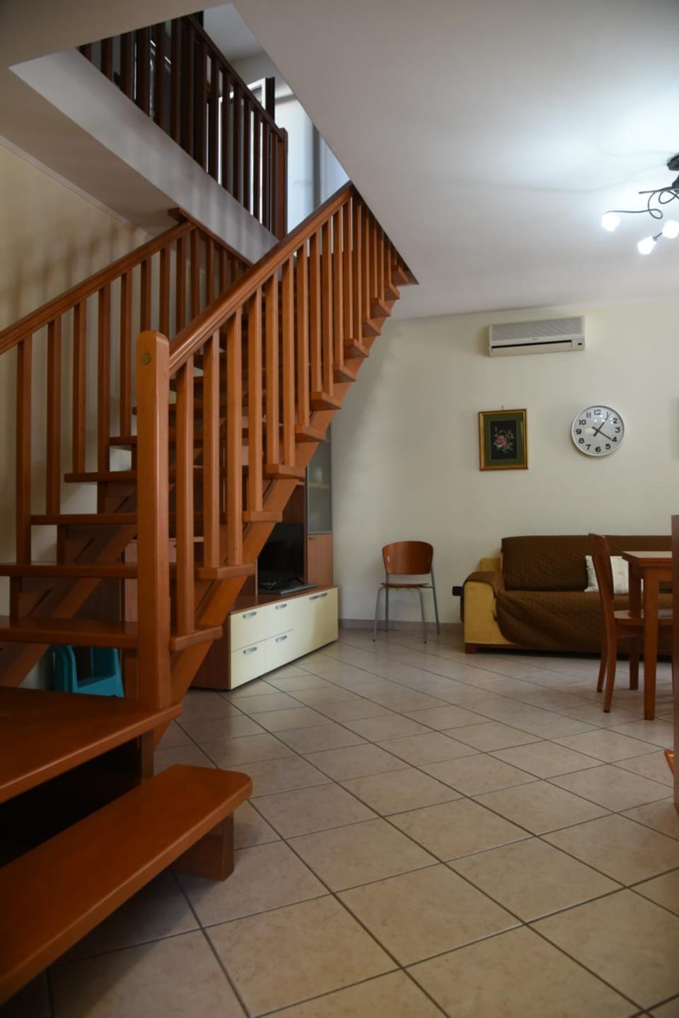 Living room, air conditioner