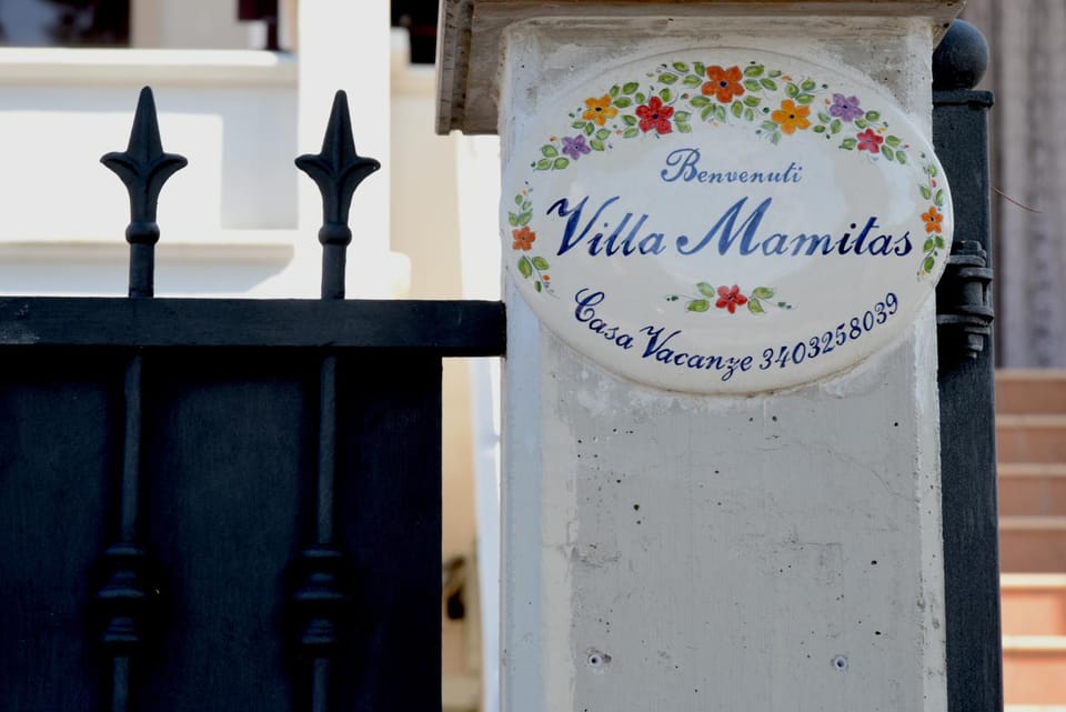 Property logo or sign