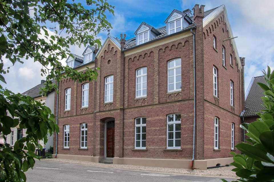 Römer-Apartment im Herenhaus Rheinblick Apartment in North Rhine-Westphalia