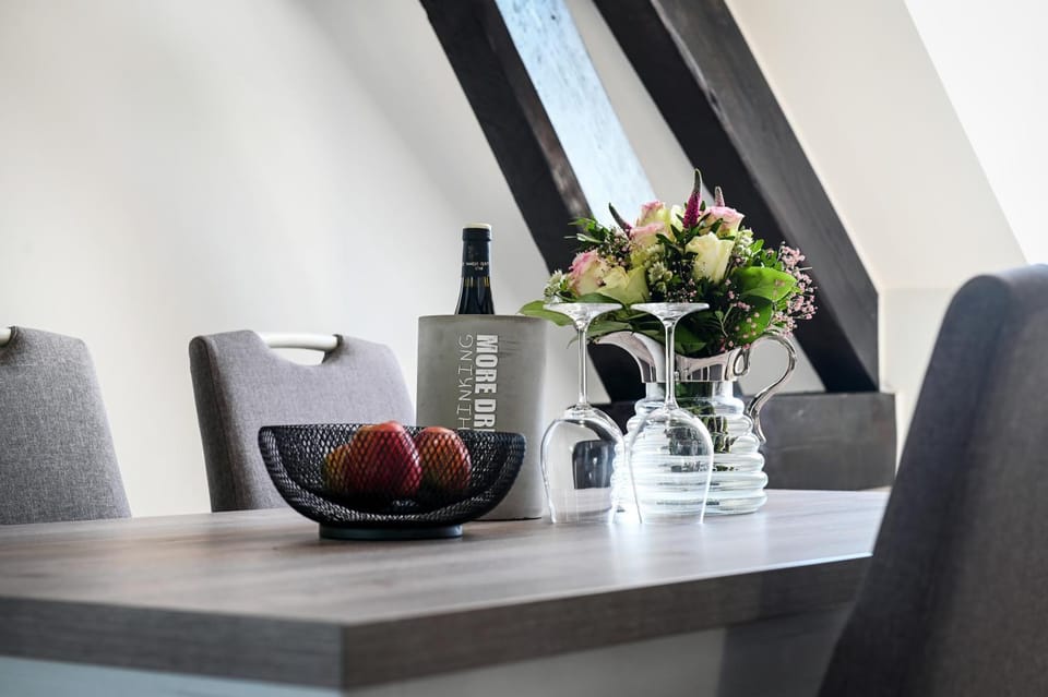 Tor-Apartment im Herrenhaus Rheinblick Apartment in North Rhine-Westphalia