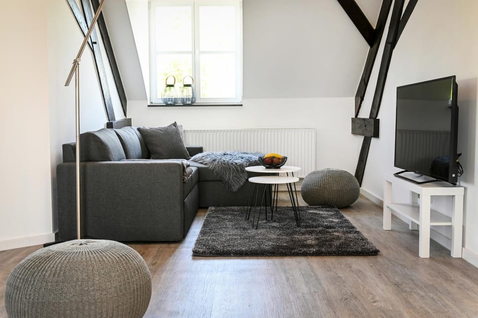 Seen-Apartment im Herrenhaus Rheinblick Apartment in North Rhine-Westphalia