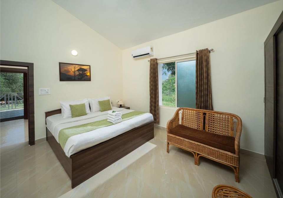 Seating area, Bedroom
