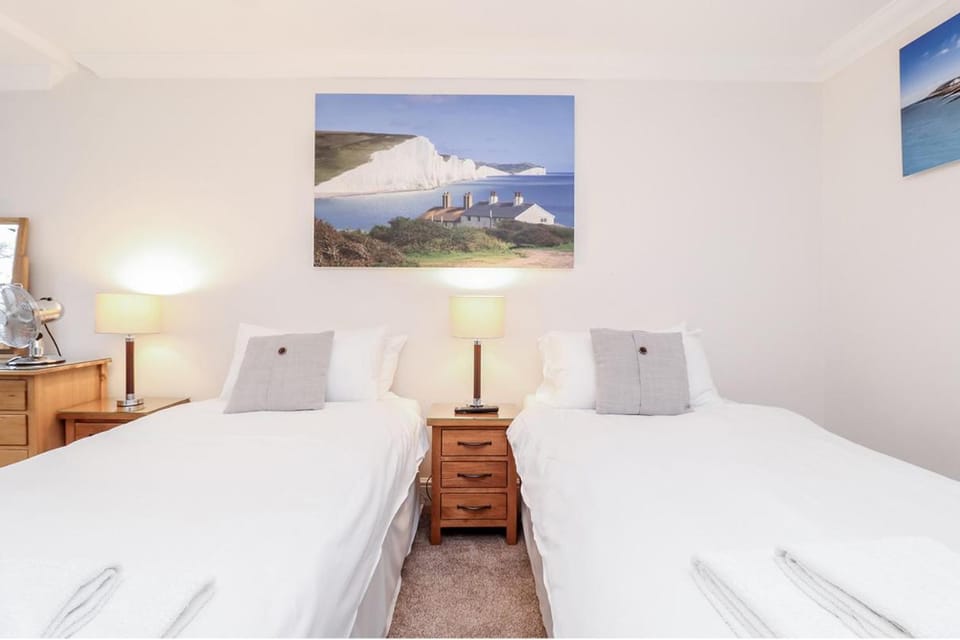 3 Queens Gardens Sea View Apartment Apartment in Eastbourne