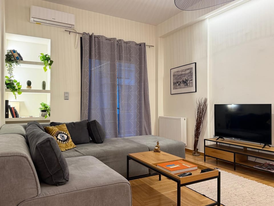 1 BedRoom Apt - Live Like A Local In Kolonaki Apartment in Athens