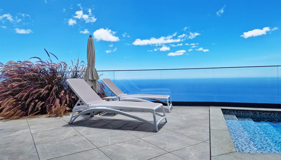 Villa Estrelícia by LovelyStay Villa in Madeira District