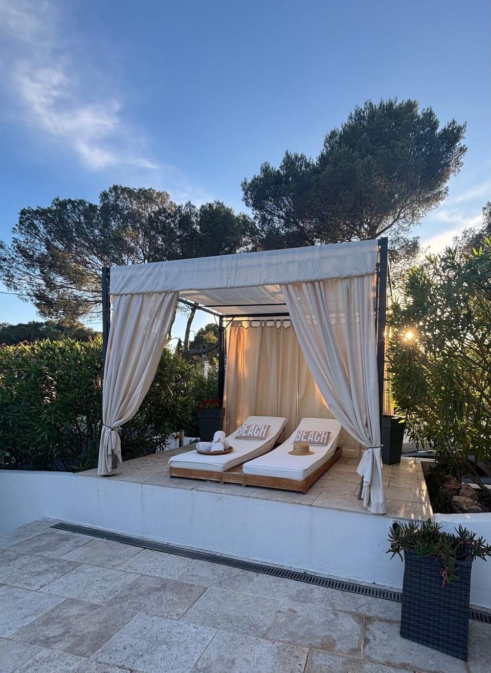 Villa "LES ALIZES" Etage côté PISCINE - APERCU MER House in Saint-Raphael
