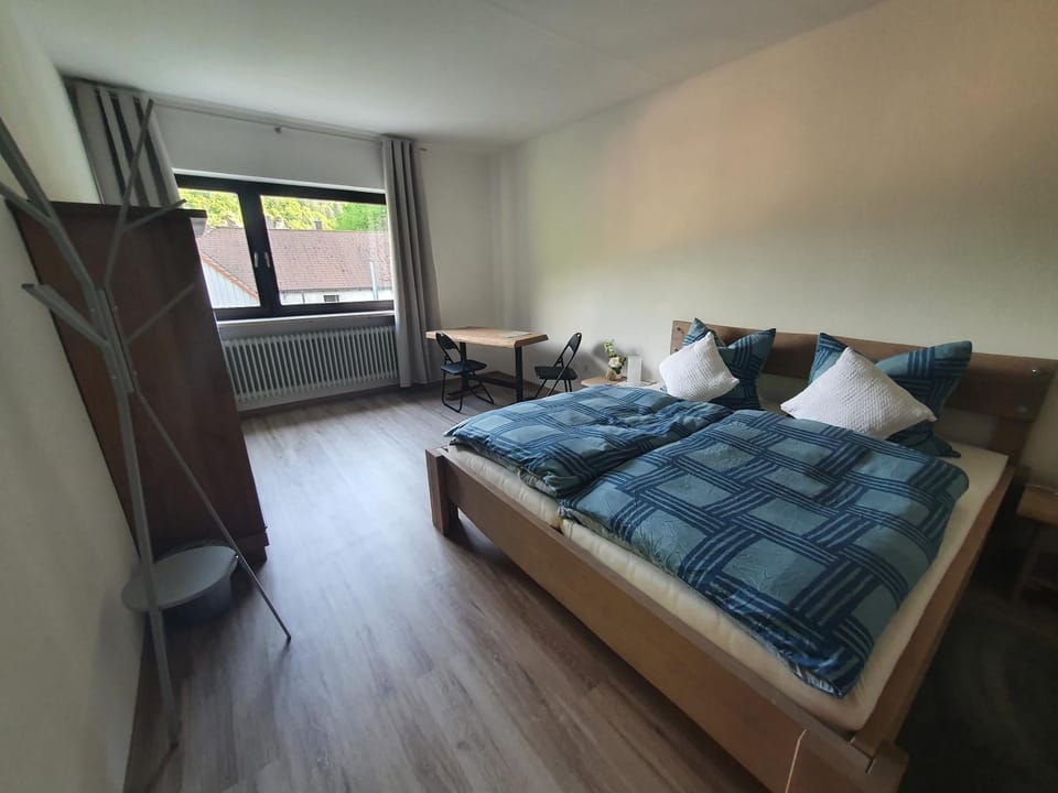 Bed, Photo of the whole room