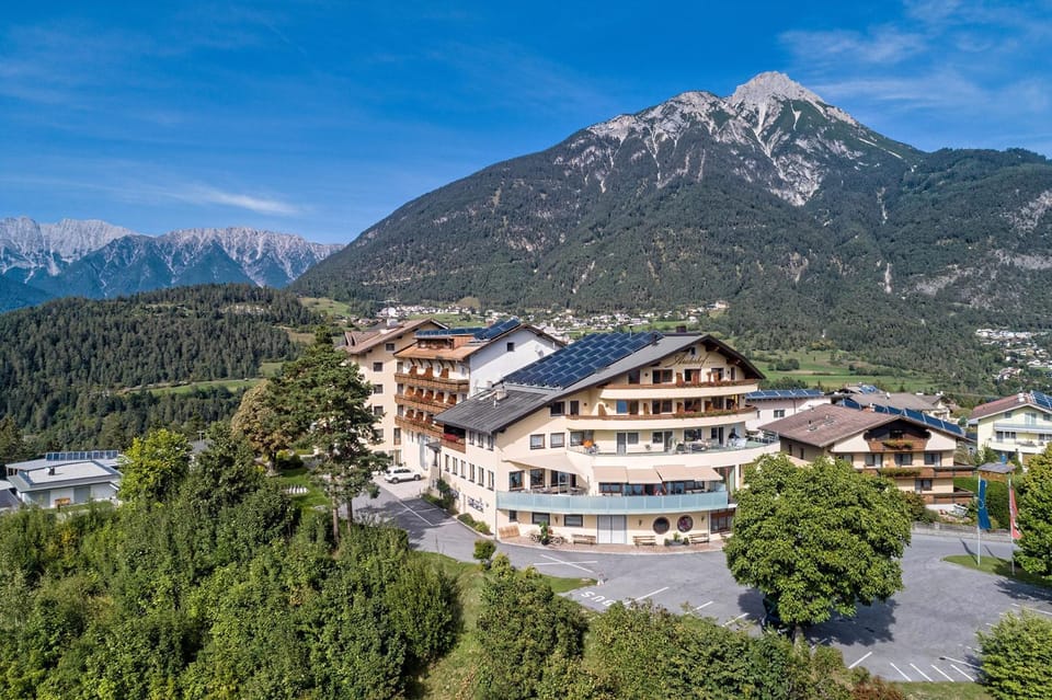 Hotel Arzlerhof Hotel in Tyrol