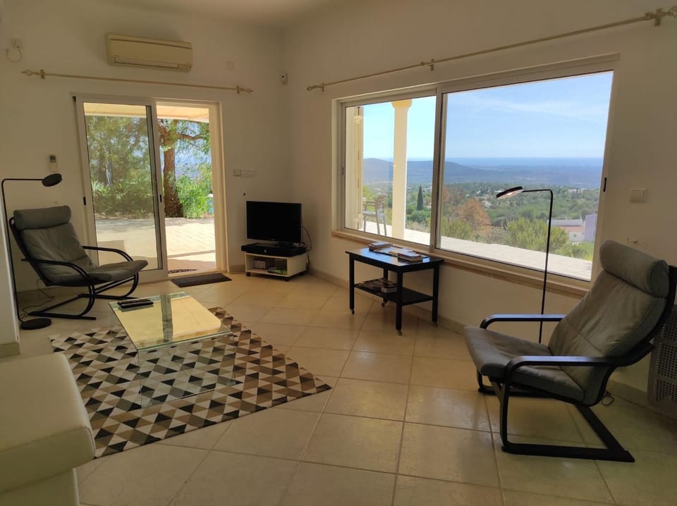Living room, Sea view