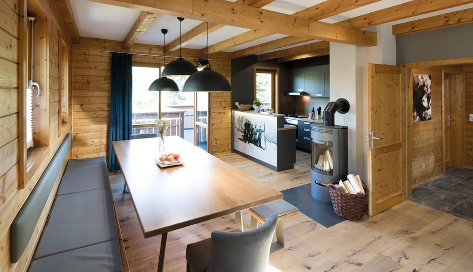 BBQ facilities, Balcony/Terrace, Kitchen or kitchenette, Living room, Photo of the whole room, Seating area, Dining area