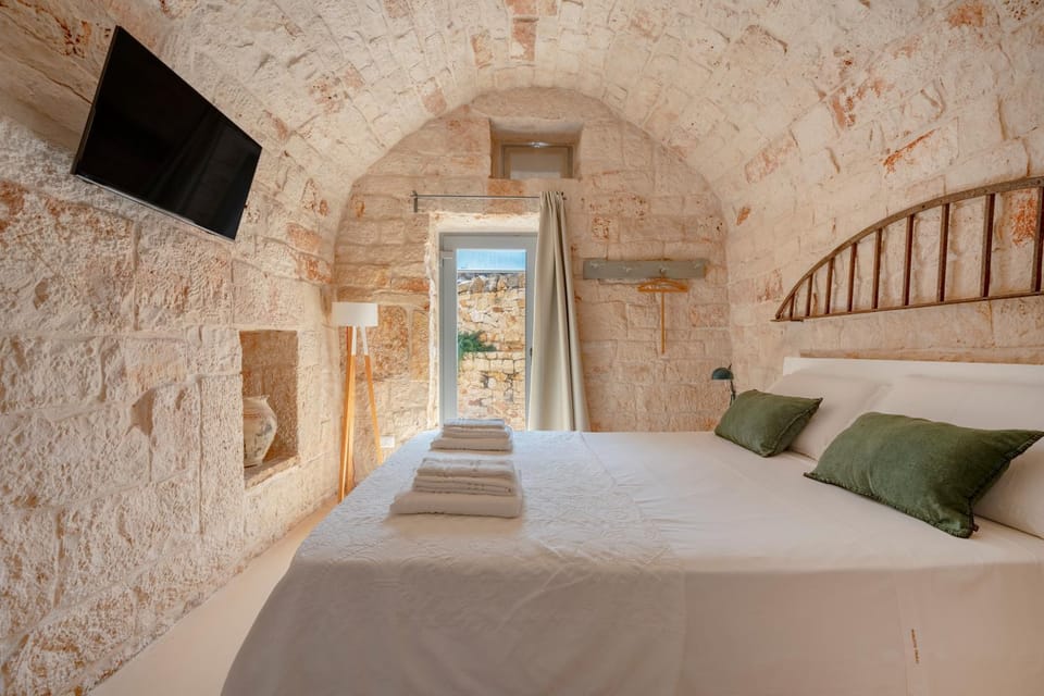 Augusta Trulli Resort B&B Resort in Apulia