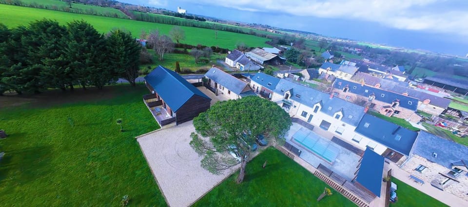 Property building, Swimming pool