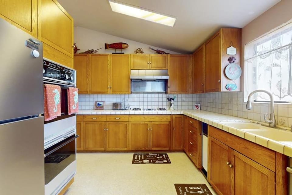 Pinnacle Heights House in Bodega Bay