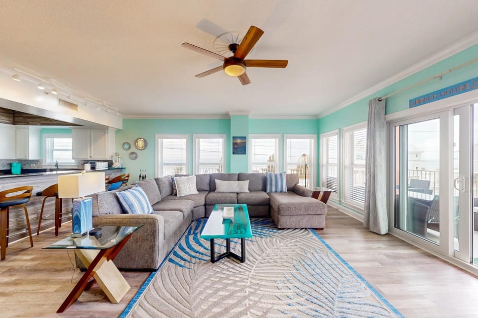 Paradise Shores 200 Apartment in Mexico Beach