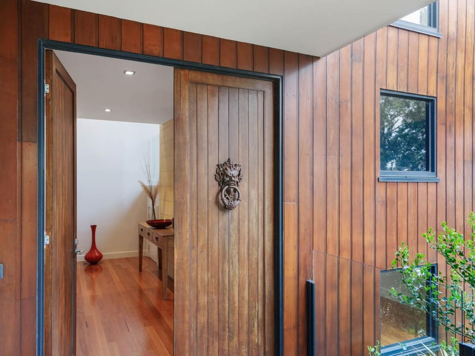 St Johns Wood Treehouse House in Melbourne