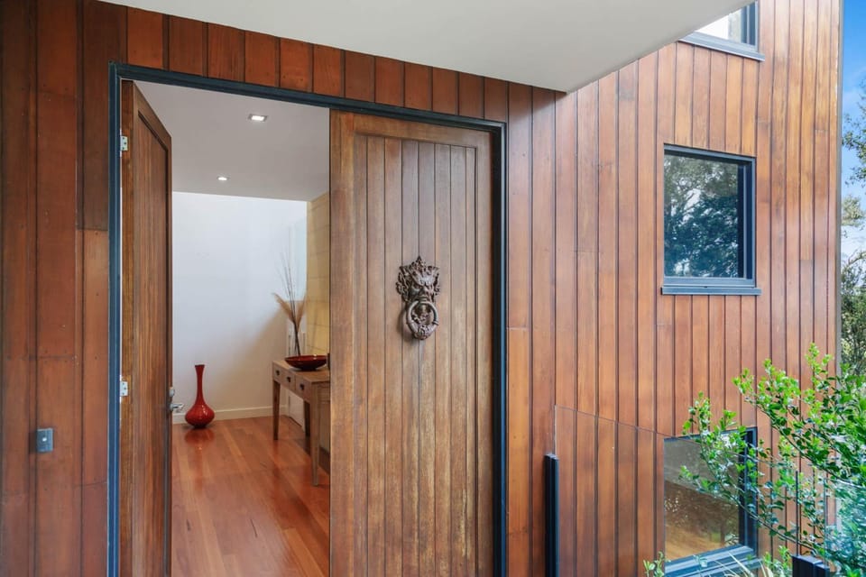 St Johns Wood Treehouse House in Melbourne
