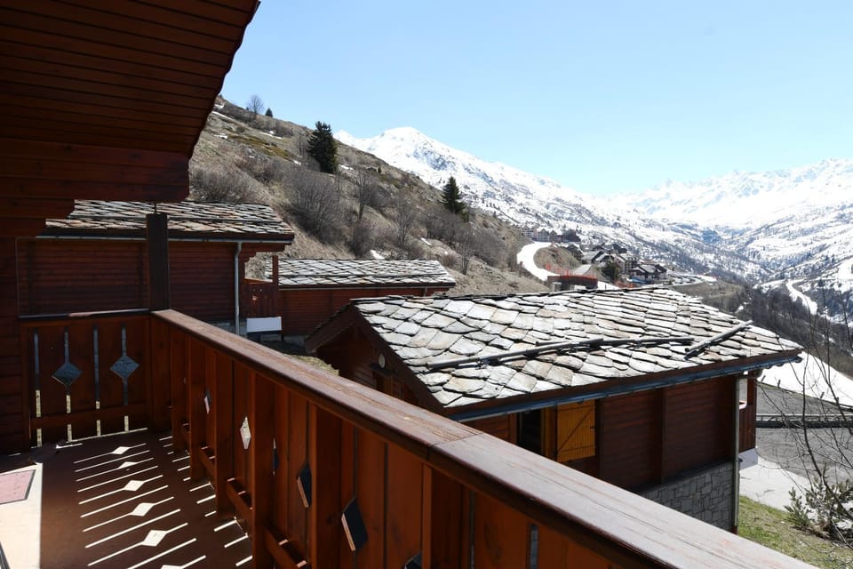 Balcony/Terrace, Mountain view