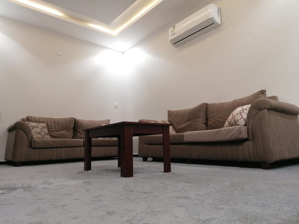 شقق دانة الشارقة للشقق المخدومة Apartment in Saudi Arabia