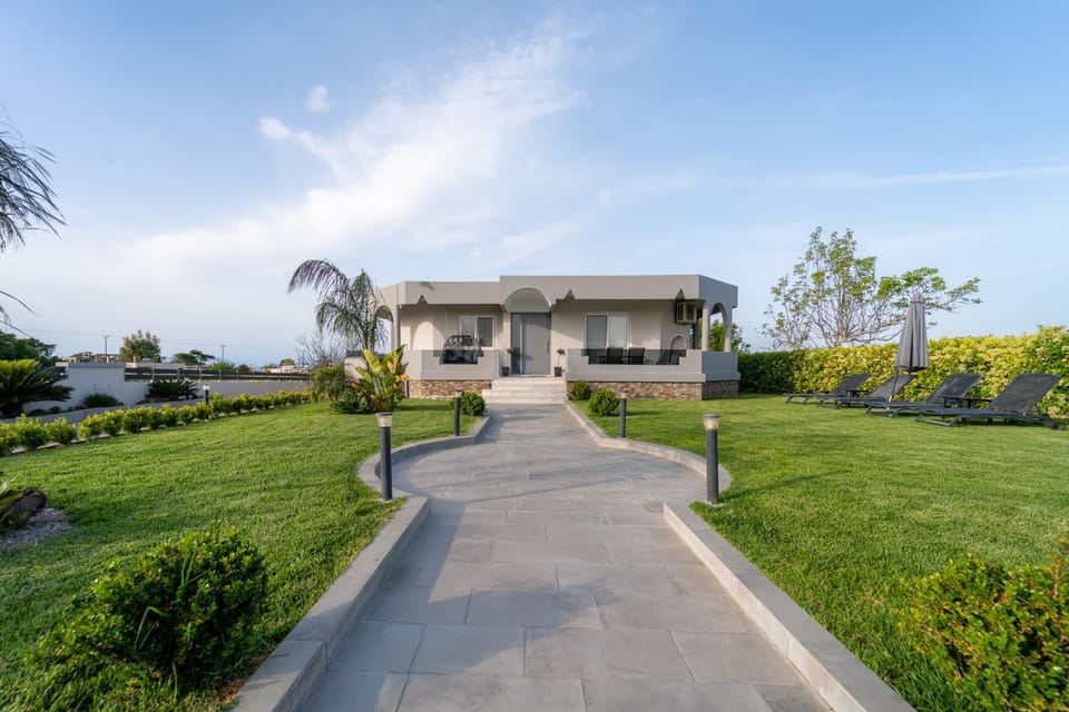 Property building, Garden
