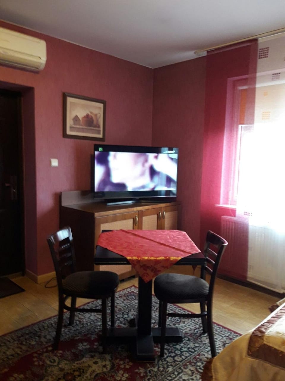 Photo of the whole room