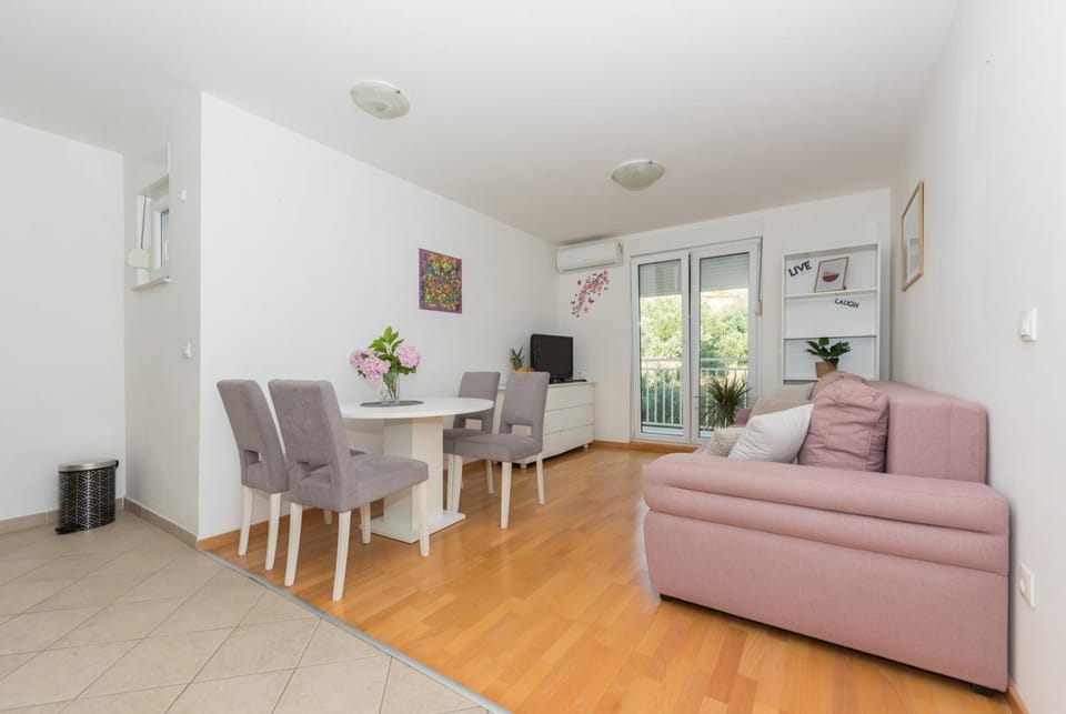 Apartment View, Makarska, free parking Apartment in Makarska