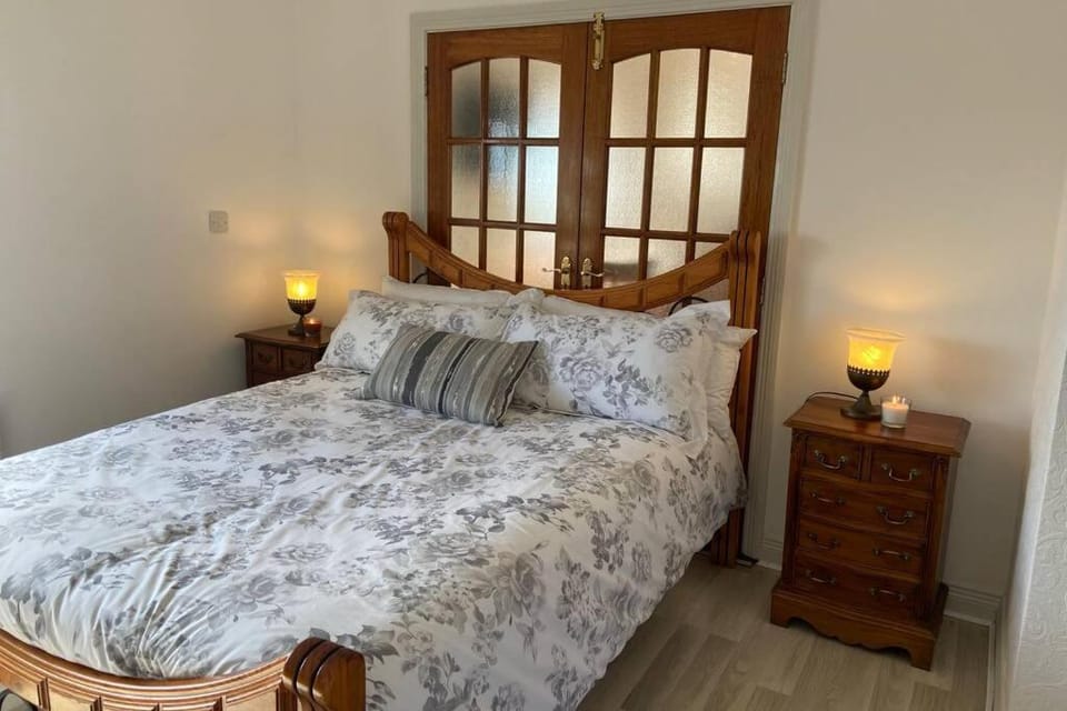 Hannon’s Cottage - A piece of paradise House in County Donegal