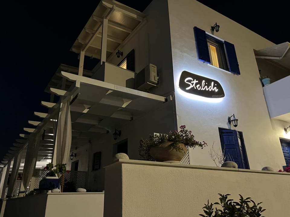 Stolidi Apartment in Milos