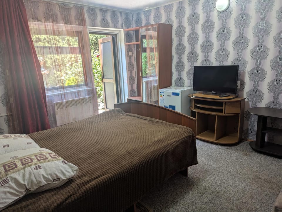 Bed, Photo of the whole room