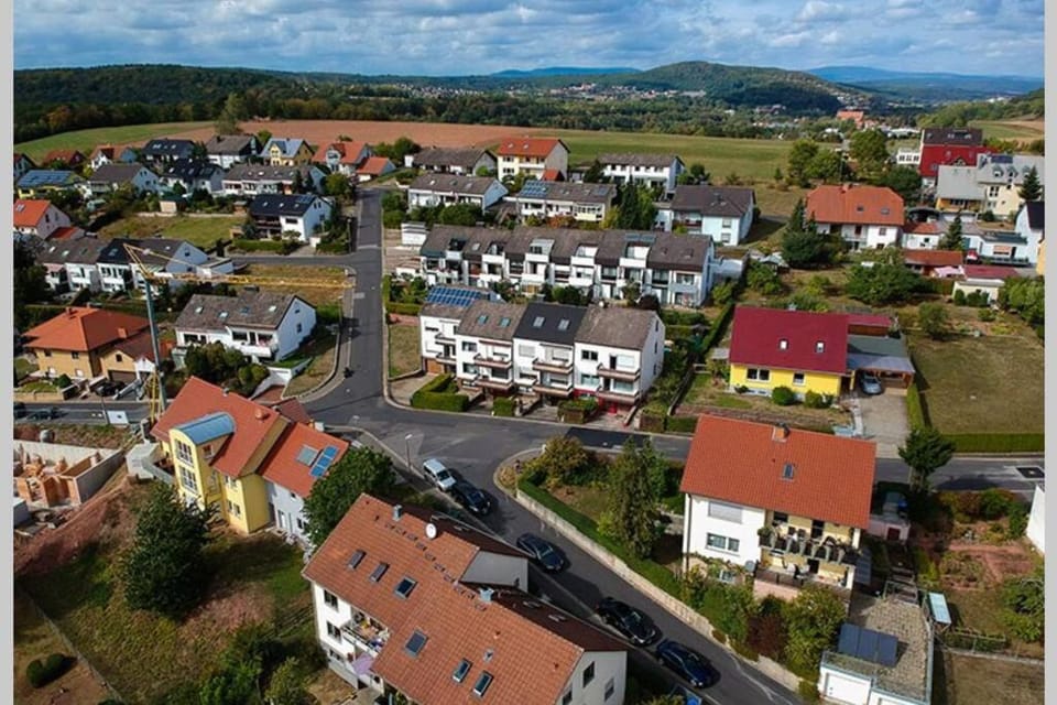 Fränkische Rhön Wohnung mit Bergblick ツ Apartment in Hesse