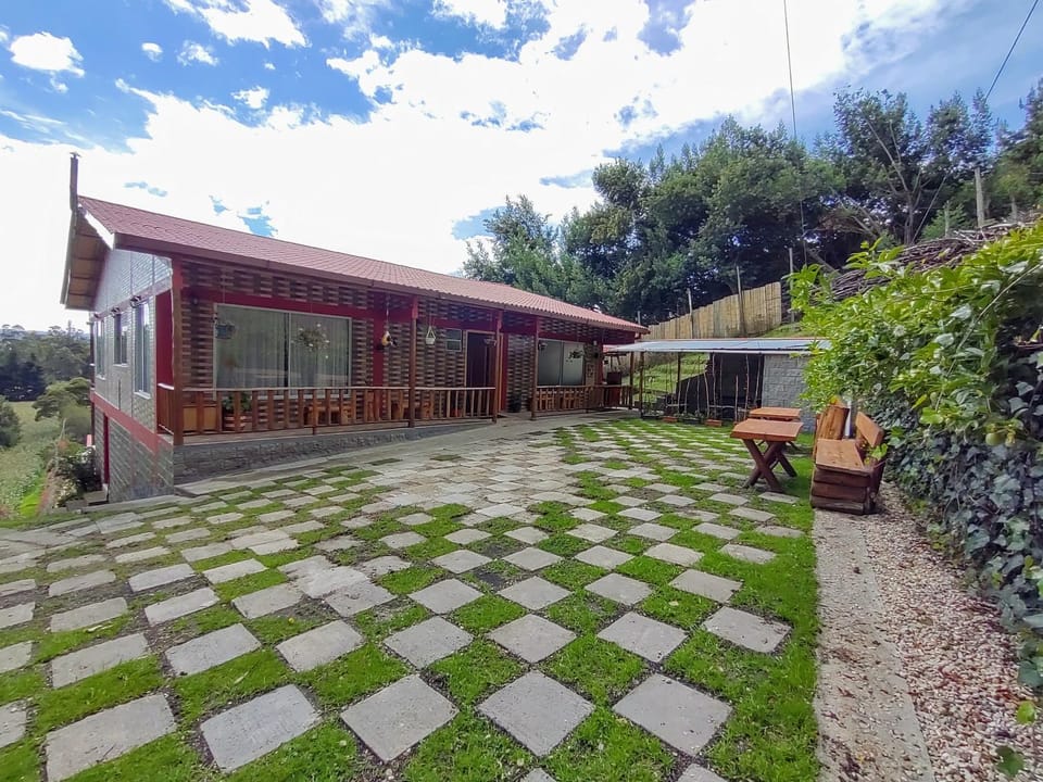 Facade/entrance, Garden, Parking