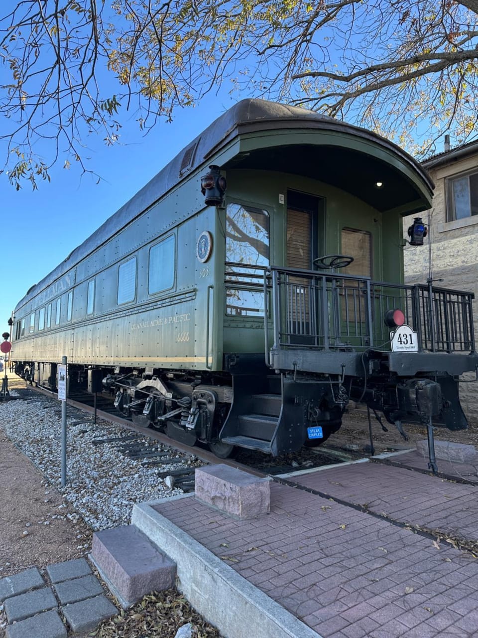 Pullman Train Car House in Fredericksburg