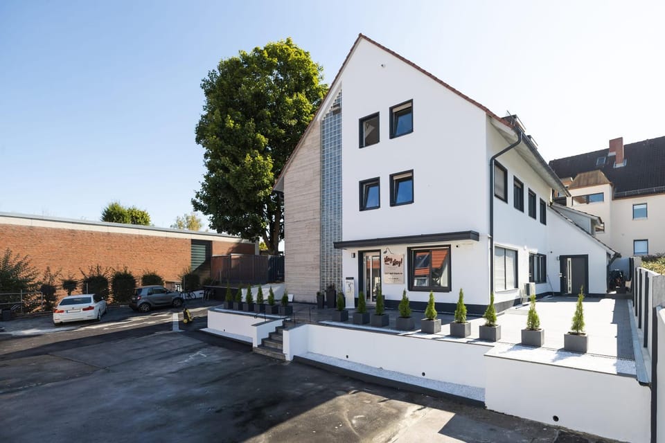 Property building, Neighbourhood, Parking