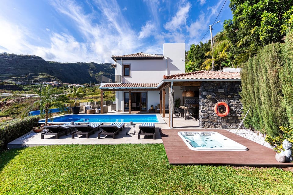 GALVÃO HOUSE EXPERIENCE Villa in Madeira District