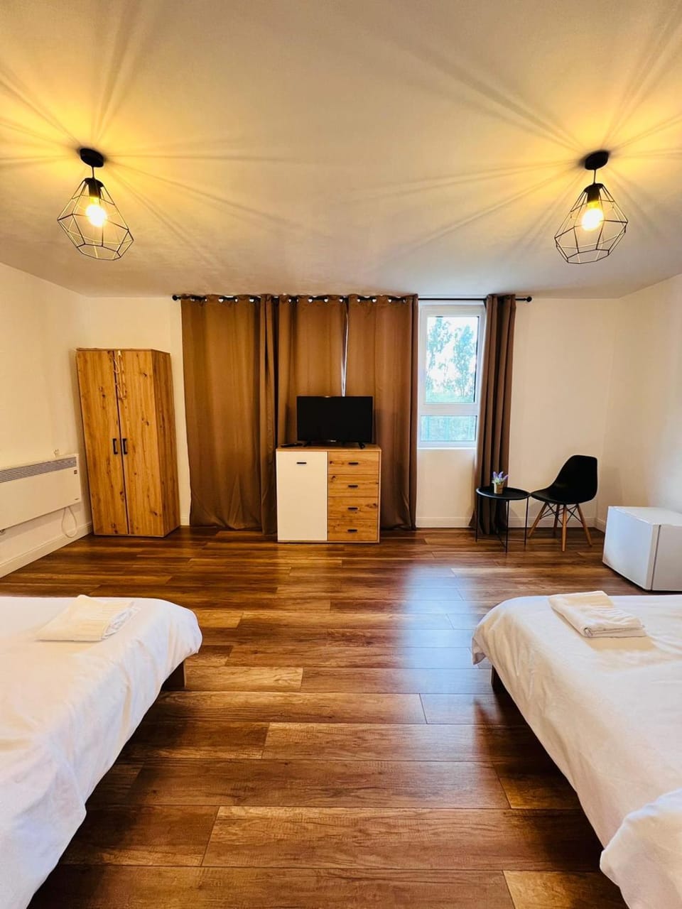 Master Adventure Guest House Bed and Breakfast in Romania
