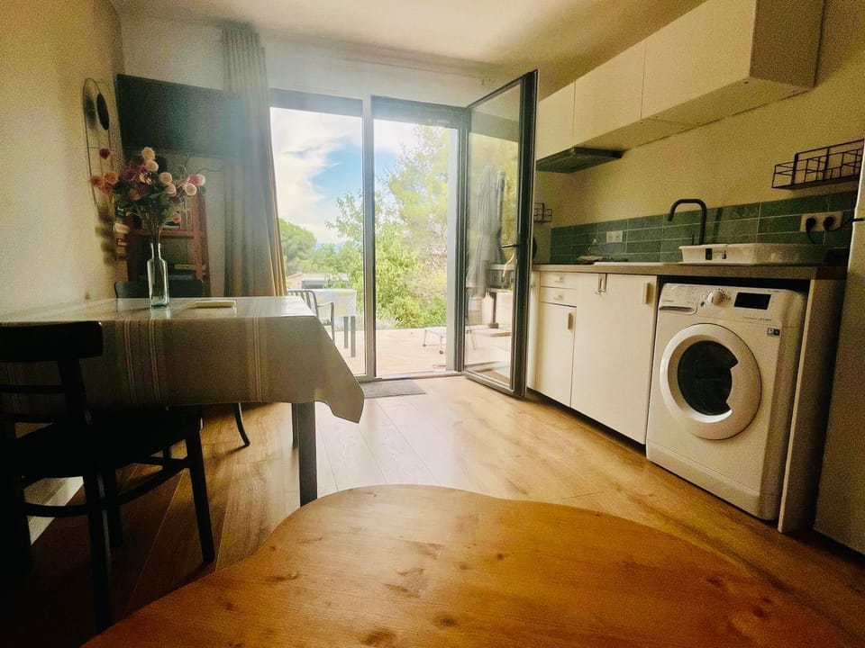 Charmant appartement F2 neuf Patrimonio Apartment in Corsica