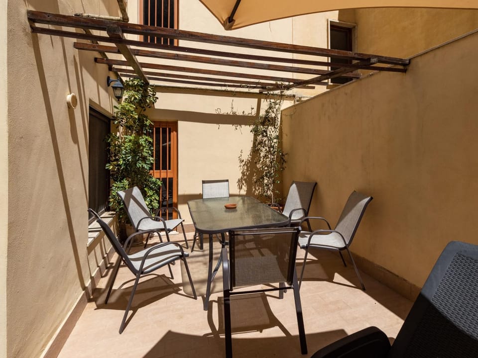 Patio, Balcony/Terrace, Dining area