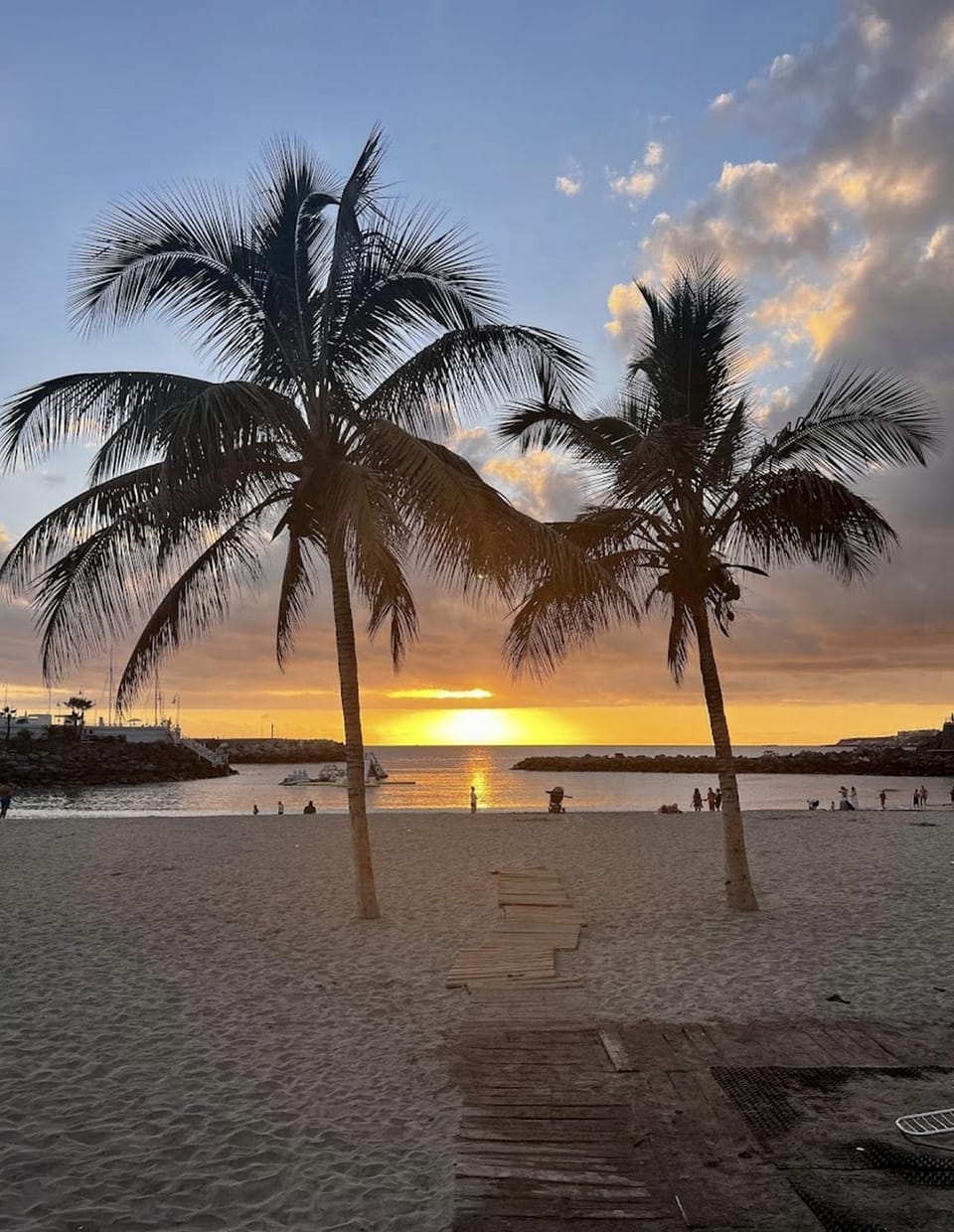 Nearby landmark, Beach