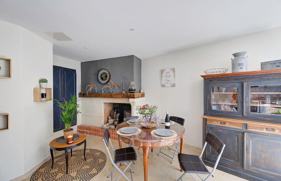 Banquet/Function facilities, Dining area, flat iron