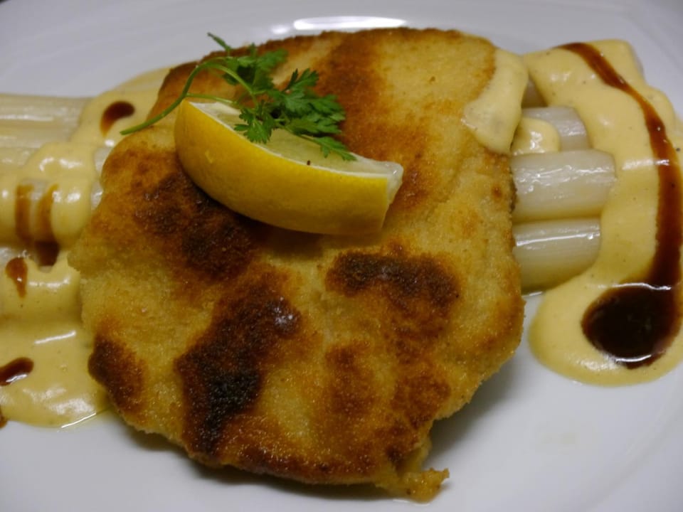 Landhotel Weißes Rössle - Restaurantbetrieb von Donnerstag bis Sonntag Hotel in Baden-Württemberg