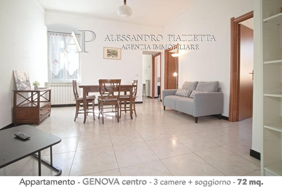 Day, Living room