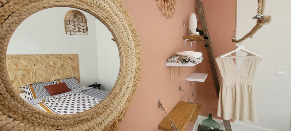 Bed, Bedroom, storage