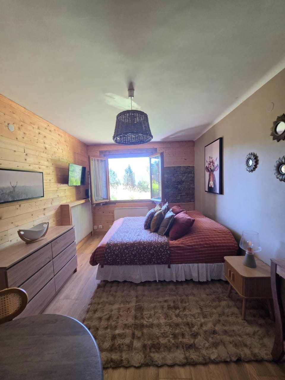 studio entier 25m2 proche centre ville Font Romeu Apartment in Bolquère
